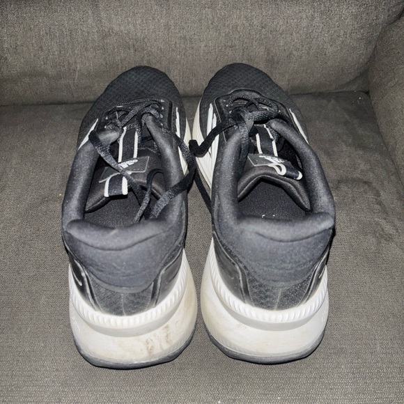 Adidas Men's Black and White Sneakers size 9.5 - Picture 3 of 5